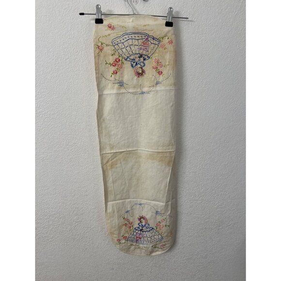 Crochet embroidered belle in blue dress table runner - Picture 1 of 4